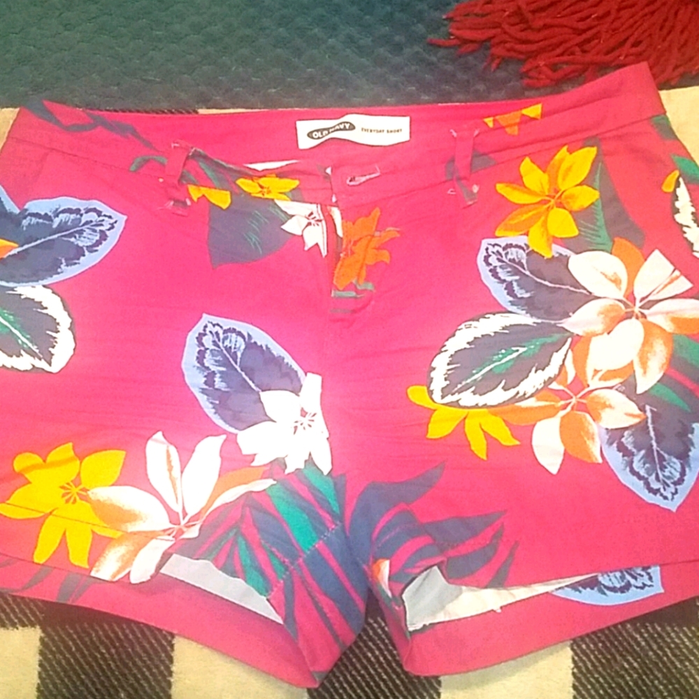 Old Navy Everday Shorts
